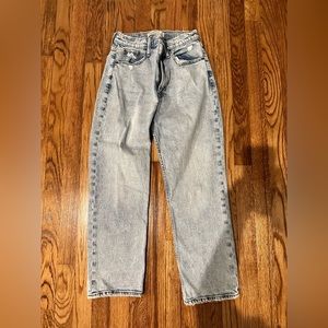Abercrombie ultra high rise ankle straight jean